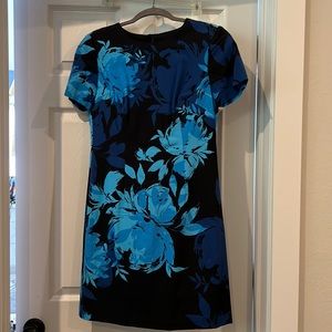 Trina Turk black dress blue flowers slightly fitted dress pristine condition 4